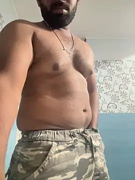 Snapshot of Handsomehunk_4U chatting on December 9, 4:47 pm Handsomehunk 4U online show from December 9, 4:47 pm