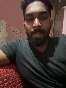 Snapshot of Handsomehunk_4U chatting on December 10, 4:06 pm Handsomehunk 4U online show from December 10, 4:06 pm