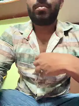 Snapshot of Handsomehunk_4U chatting on February 1, 1:09 pm Handsomehunk 4U online show from February 1, 1:09 pm