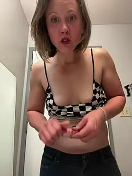 SexyB214 online show from January 7, 8:31 pm