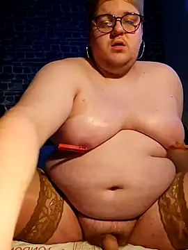 MoniqueBader22 online show from December 14, 10:56 am