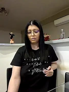 Snapshot of Milf_Abigail chatting on February 8, 4:03 am Milf Abigail online show from February 8, 4:03 am