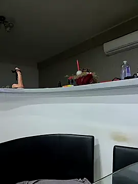 Snapshot of Milf_Abigail chatting on February 11, 4:22 am Milf Abigail online show from February 11, 4:22 am