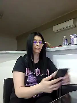 Snapshot of Milf_Abigail chatting on February 16, 2:53 am Milf Abigail online show from February 16, 2:53 am