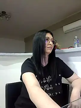 Snapshot of Milf_Abigail chatting on February 17, 2:53 am Milf Abigail online show from February 17, 2:53 am