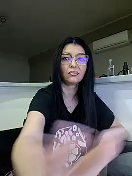 Snapshot of Milf_Abigail chatting on February 19, 11:36 pm Milf Abigail online show from February 19, 11:36 pm