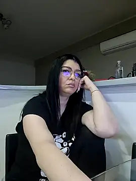 Snapshot of Milf_Abigail chatting on February 20, 2:40 am Milf Abigail online show from February 20, 2:40 am