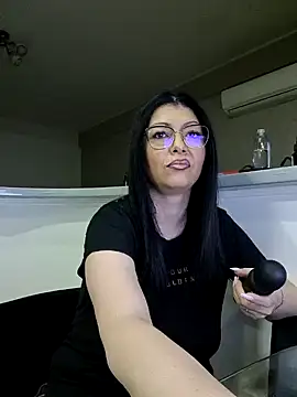 Snapshot of Milf_Abigail chatting on February 22, 11:46 pm Milf Abigail online show from February 22, 11:46 pm