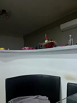 Snapshot of Milf_Abigail chatting on February 28, 3:59 am Milf Abigail online show from February 28, 3:59 am