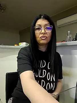 Snapshot of Milf_Abigail chatting on March 16, 11:47 pm Milf Abigail online show from March 16, 11:47 pm