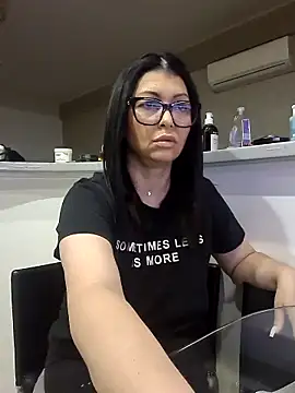 Snapshot of Milf_Abigail chatting on September 26, 12:58 am Milf Abigail online show from September 26, 12:58 am