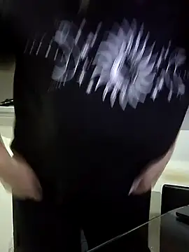 Snapshot of Milf_Abigail chatting on October 3, 11:57 pm Milf Abigail online show from October 3, 11:57 pm