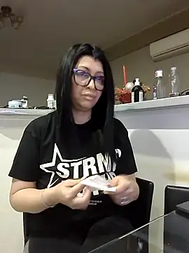 Snapshot of Milf_Abigail chatting on November 6, 2:34 am Milf Abigail online show from November 6, 2:34 am