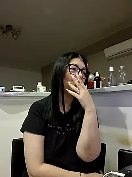 Snapshot of Milf_Abigail chatting on November 20, 12:55 am Milf Abigail online show from November 20, 12:55 am