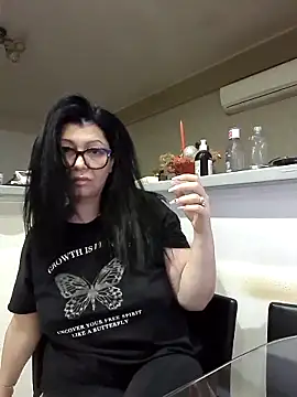 Snapshot of Milf_Abigail chatting on November 23, 10:42 pm Milf Abigail online show from November 23, 10:42 pm