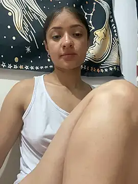 Snapshot of Alicia_ALICIA chatting on December 6, 8:40 pm Alicia ALICIA online show from December 6, 8:40 pm