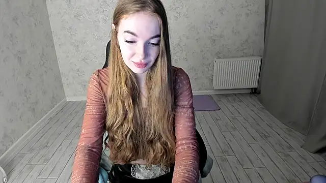 LissaCain online show from February 6, 2:11 am