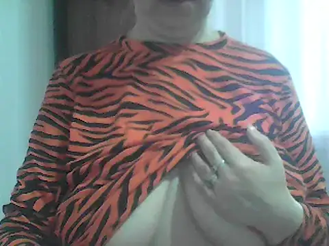 AnaXBerry online show from February 16, 7:04 am