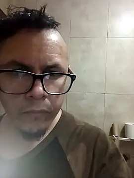 Snapshot of AlanDickson chatting on February 23, 3:13 am AlanDickson online show from February 23, 3:13 am