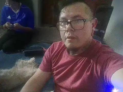 Snapshot of AlanDickson chatting on March 4, 9:32 pm AlanDickson online show from March 4, 9:32 pm