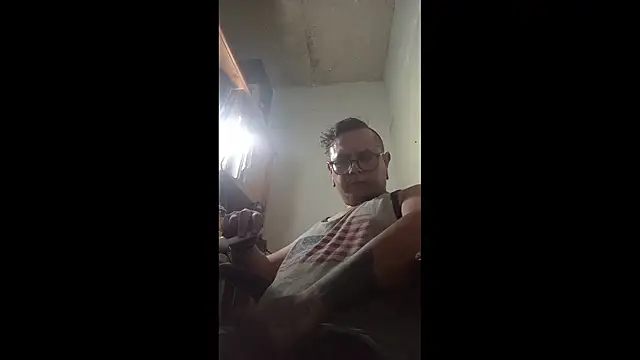 AlanDickson online show from November 11, 10:37 am