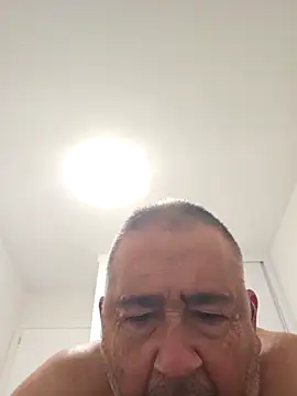 Snapshot of polla_calientes47 chatting on October 21, 9:15 pm polla calientes47 online show from October 21, 9:15 pm