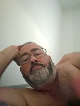 Snapshot of polla_calientes47 chatting on November 25, 10:37 am polla calientes47 online show from November 25, 10:37 am