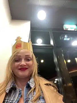 Snapshot of LadyTatiana_Madam chatting on January 10, 9:31 pm LadyTatiana Madam online show from January 10, 9:31 pm