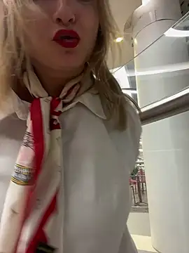 Snapshot of LadyTatiana_Madam chatting on November 3, 5:25 pm LadyTatiana Madam online show from November 3, 5:25 pm