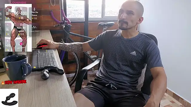 Marck Muscle online show from May 26, 10:17 pm