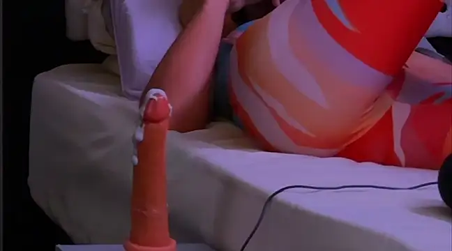 Snapshot of BodyandlegginLover chatting on March 15, 11:51 am BodyandlegginLover online show from March 15, 11:51 am