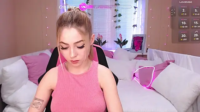 Snapshot of Tessa_Walker chatting on January 22, 9:24 am Tessa Walker online show from January 22, 9:24 am