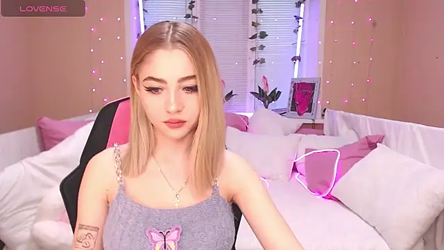 Snapshot of Tessa_Walker chatting on January 26, 8:36 am Tessa Walker online show from January 26, 8:36 am