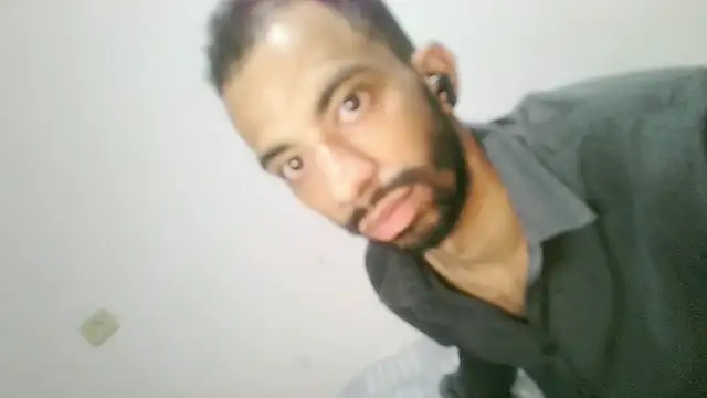 UncutToyBoy23cm online show from October 15, 7:52 am