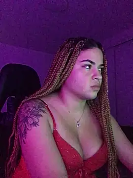 Snapshot of MelSaunders chatting on December 7, 2:42 am MelSaunders online show from December 7, 2:42 am