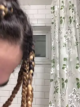 Snapshot of MelSaunders chatting on December 31, 5:11 am MelSaunders online show from December 31, 5:11 am