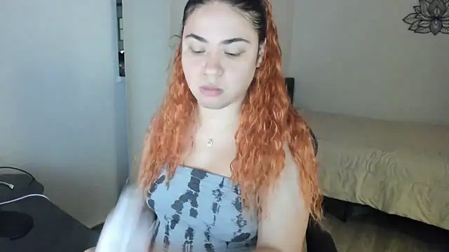 Snapshot of MelSaunders chatting on January 6, 1:53 am MelSaunders online show from January 6, 1:53 am