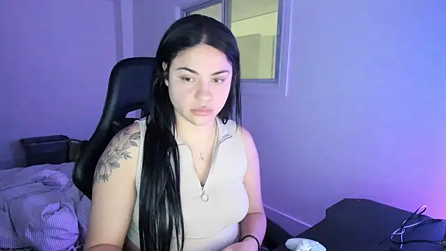 Snapshot of MelSaunders chatting on February 13, 3:18 am MelSaunders online show from February 13, 3:18 am