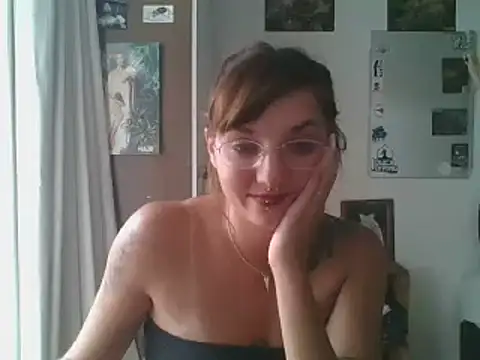 Snapshot of SweetyBabyDemon chatting on February 19, 6:00 pm SweetyBabyDemon online show from February 19, 6:00 pm