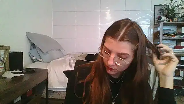 Snapshot of SweetyBabyDemon chatting on September 8, 2:27 pm SweetyBabyDemon online show from September 8, 2:27 pm