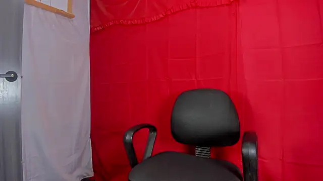 Snapshot of Master_Rimay chatting on December 17, 1:07 am Master Rimay online show from December 17, 1:07 am