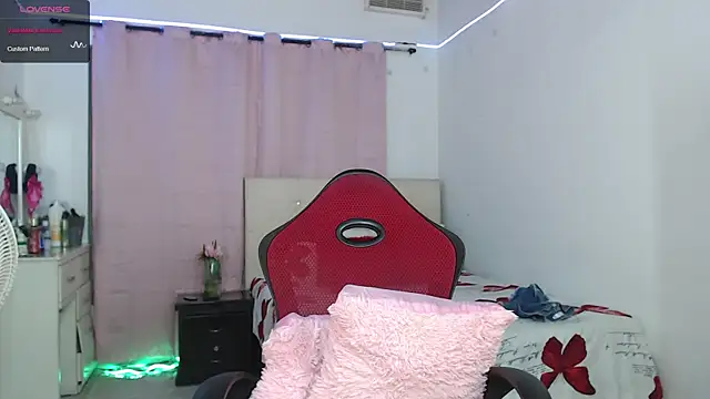 samantha-rose2 online show from March 2, 5:01 am