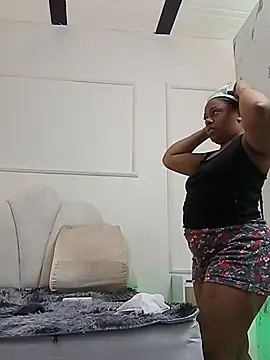 BrianaHazel online show from July 1, 7:46 pm