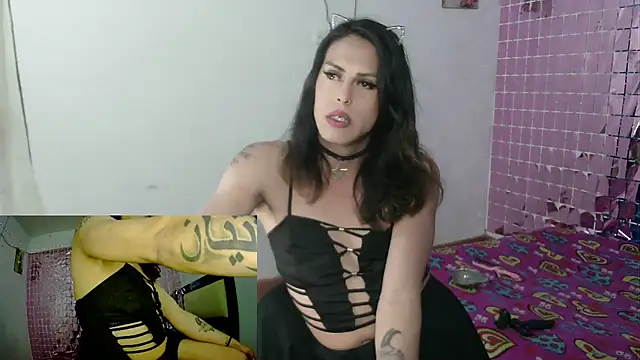 skylarhot420 online show from December 2, 2:42 am