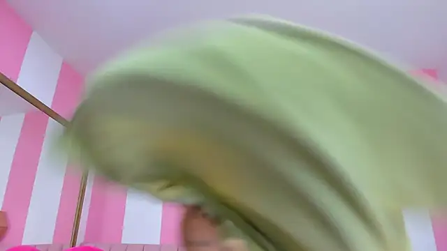 ISABELLA 020 online show from April 8, 12:49 pm