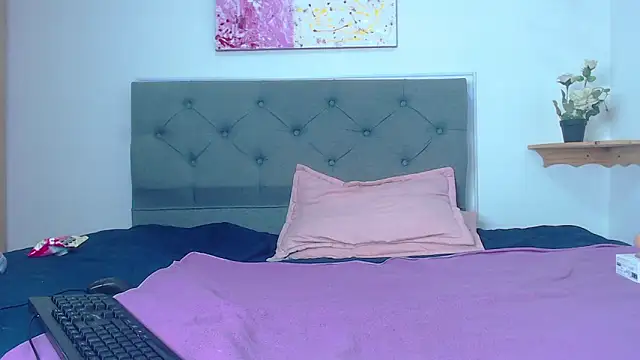 Snapshot of Kim_clark1 chatting on March 14, 3:26 am Kim clark1 online show from March 14, 3:26 am