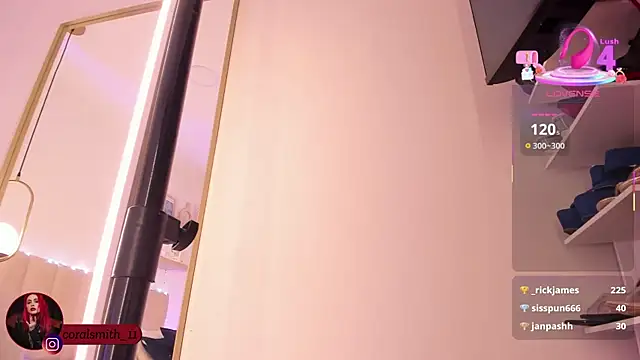 Snapshot of coralsmith11 chatting on March 16, 5:28 pm coralsmith11 online show from March 16, 5:28 pm