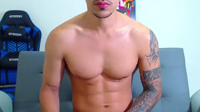 Tristan-bm online show from January 20, 2:57 pm