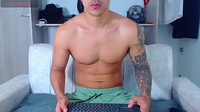 Tristan-bm online show from November 20, 12:16 pm