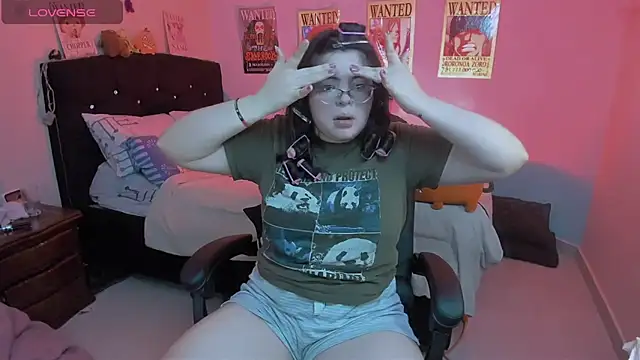 Snapshot of Aria_Fullbuster chatting on February 21, 7:32 pm Aria Fullbuster online show from February 21, 7:32 pm